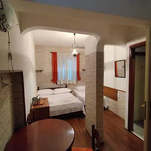 Deni Guest House Appartement Split